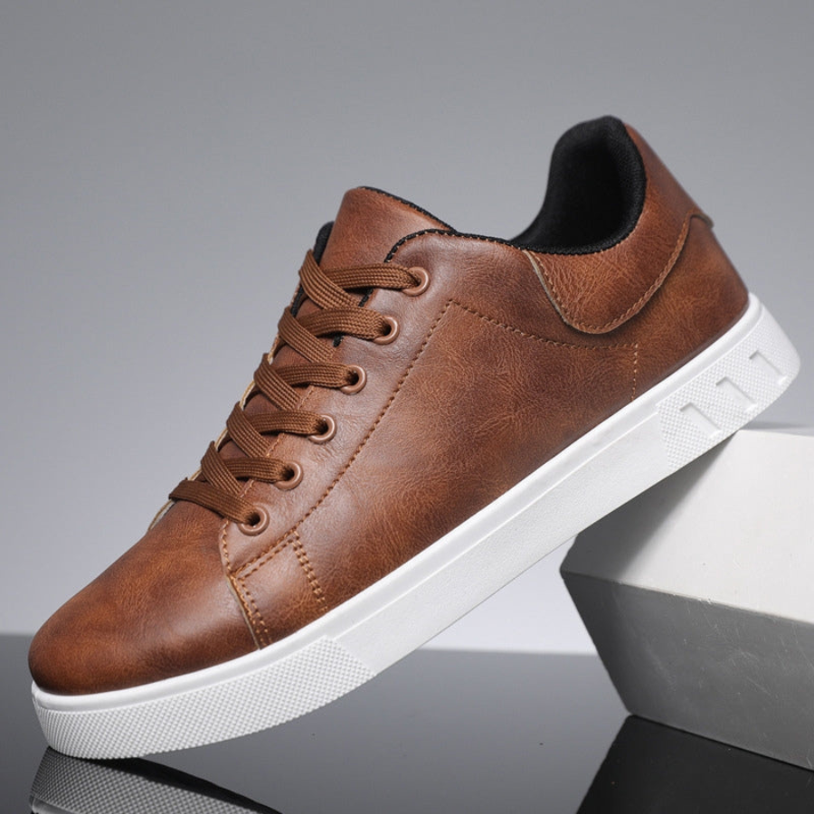 Men’s Classic Leather Sneaker – Smart Casual Comfort