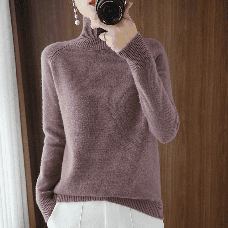 Women’s Roll Neck Jumper – Warm Chunky Knit for Winter