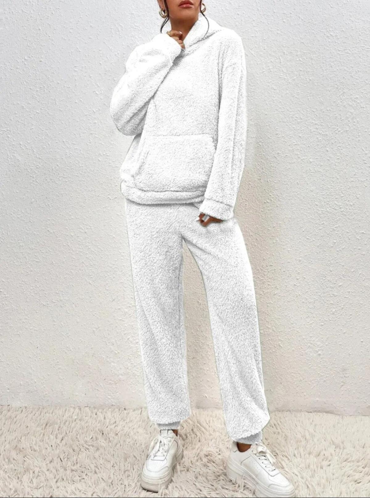 Cozy Teddy Loungewear Set With Hoodie And Pants