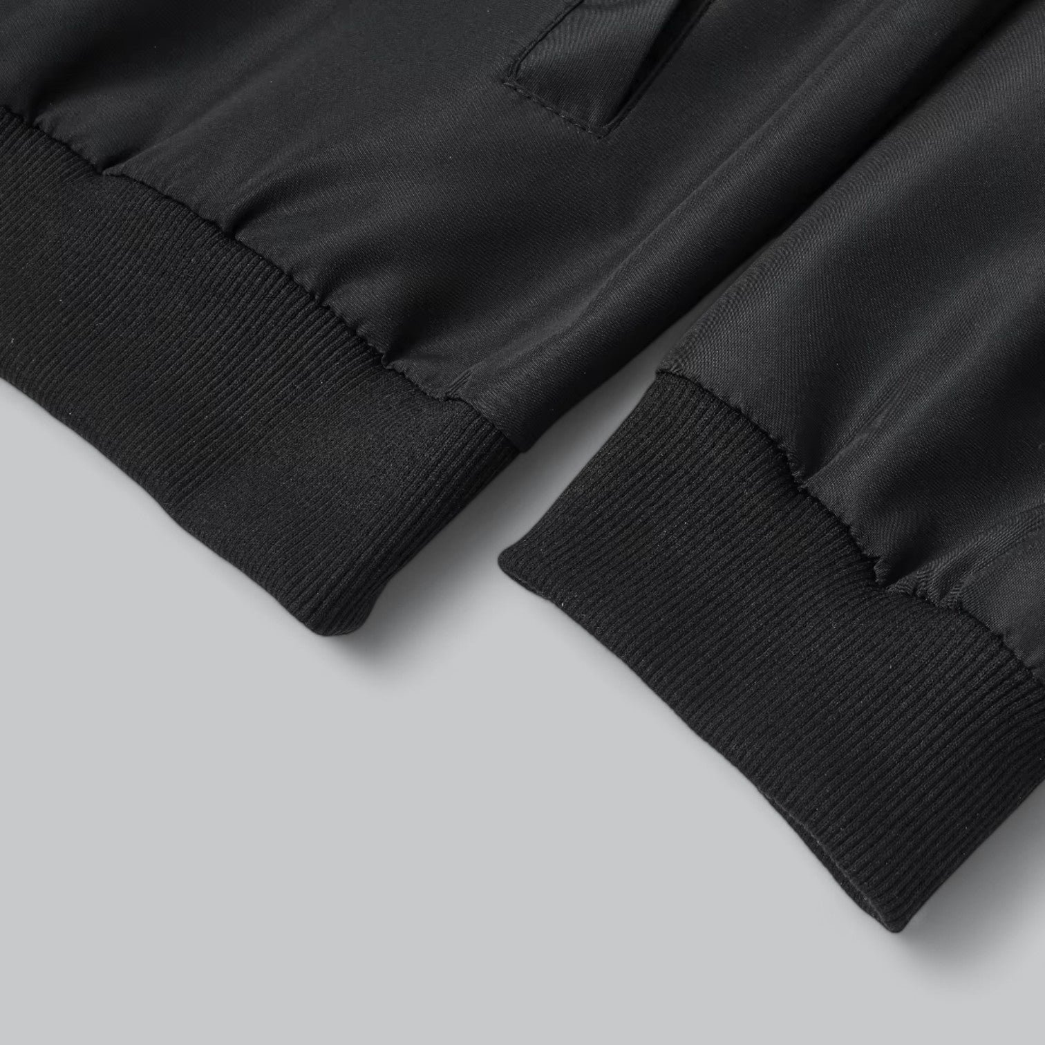 Men’s Classic Bomber Jacket – Lightweight, Minimalist & Everyday Comfort