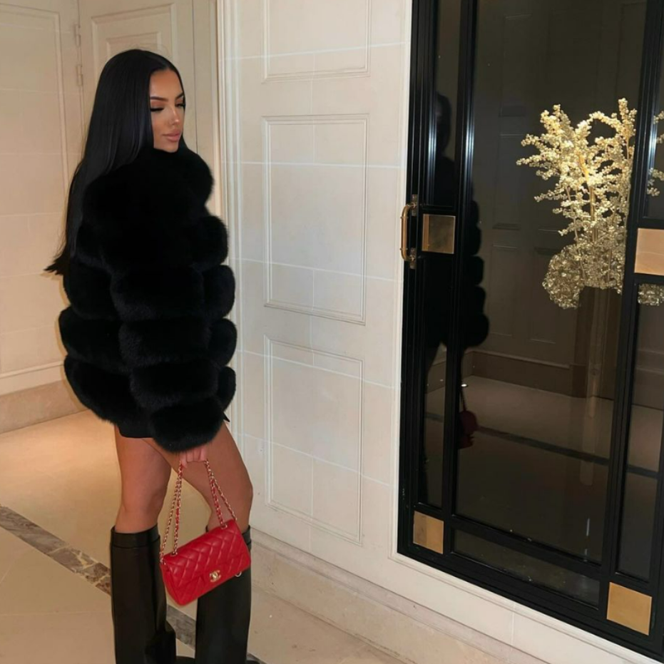 Luxury Faux Fur Winter Coat – Ultra-Soft, Warm & Statement Style