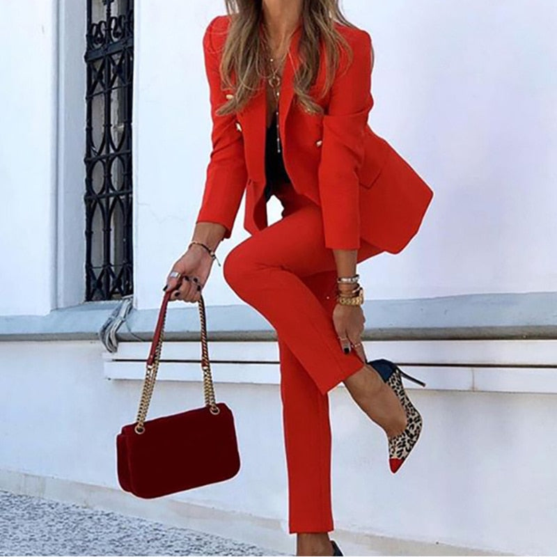 Elegant Blazer and Trousers Set for Women | Wendy