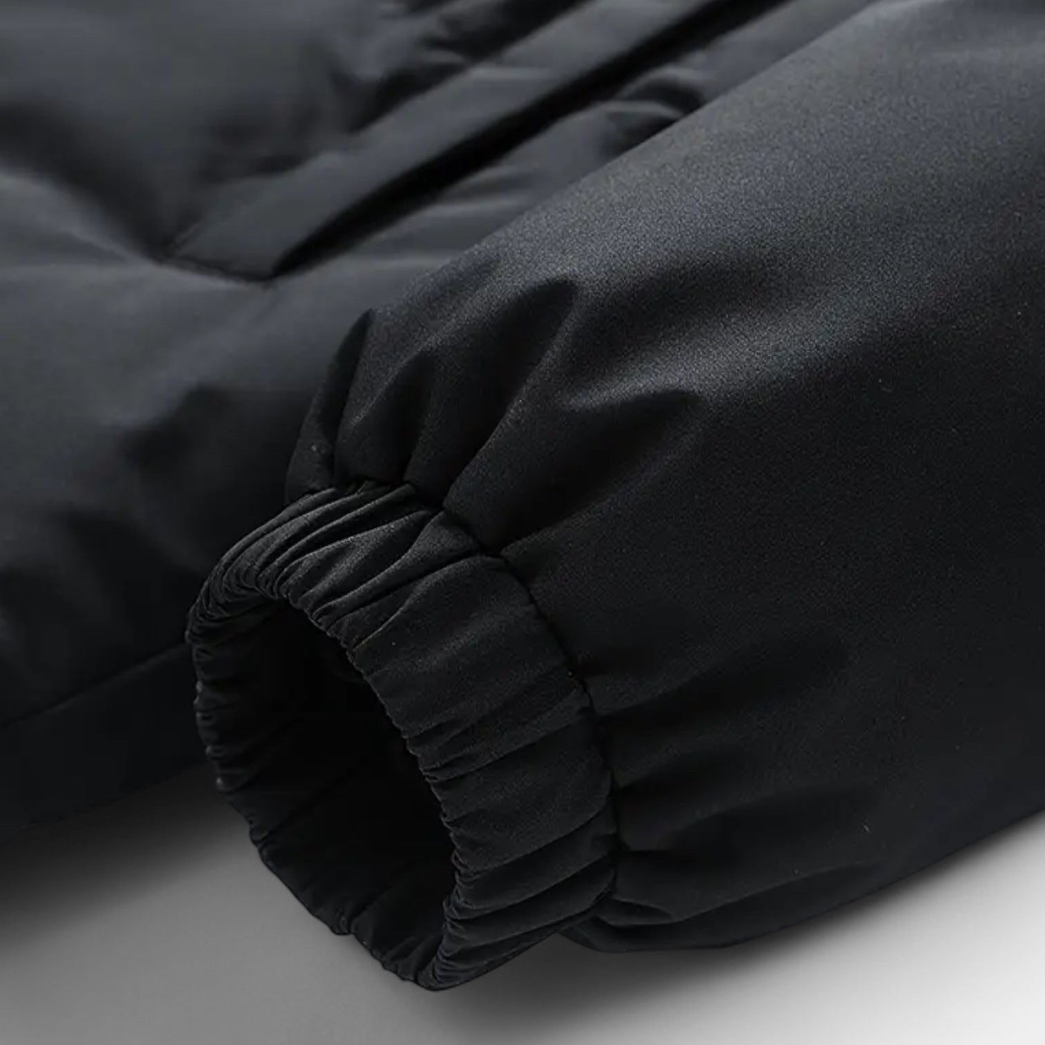 Men’s Essential Puffer Jacket – Warm Lightweight