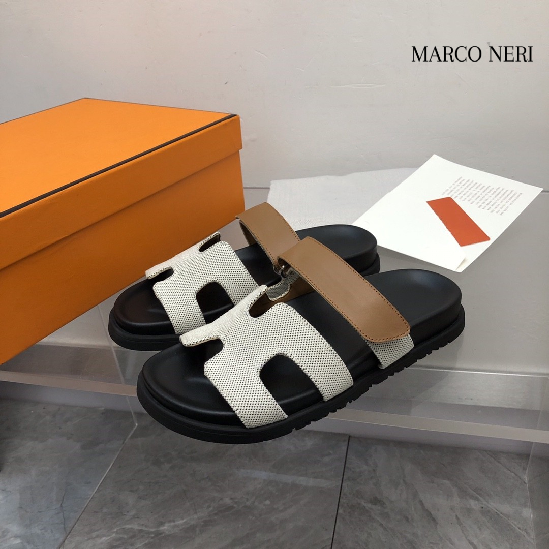 Men’s Luxury Leather Slides – Minimal Design & Soft Comfort
