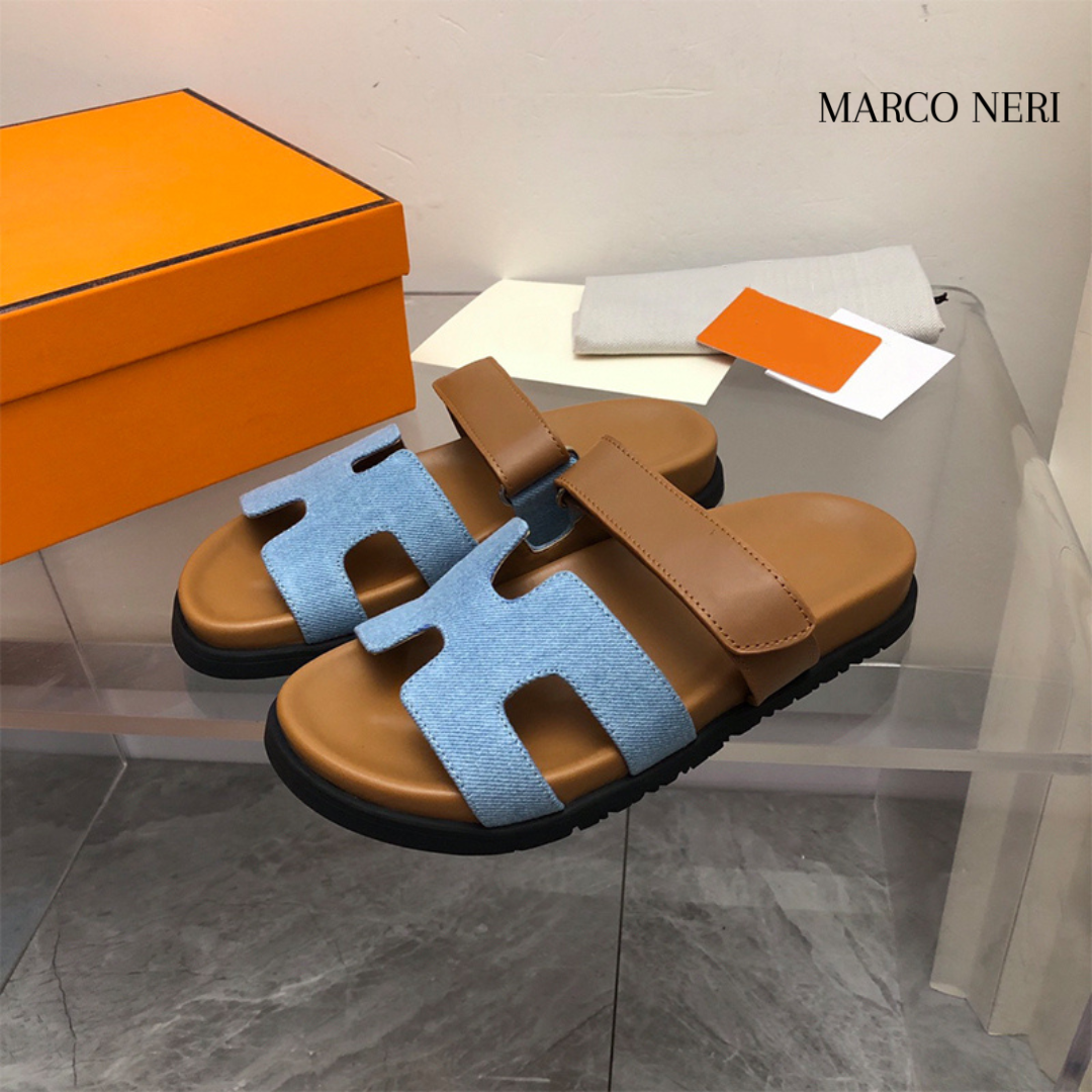 Men’s Luxury Leather Slides – Minimal Design & Soft Comfort
