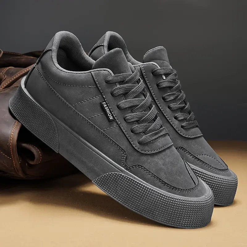 Men’s Classic Suede Sneakers – Durable Comfort & Urban Style