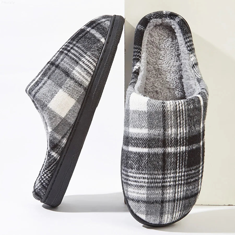 Men’s Plaid Winter Slippers – Warm Fleece Lining & Soft Indoor Comfort