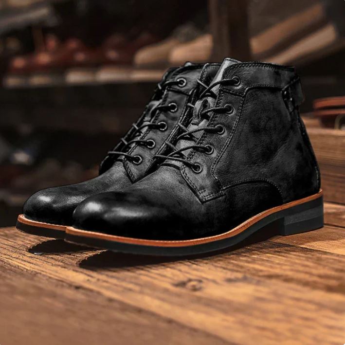 Men’s Black Leather Ankle Boots – Classic Design & All-Day Comfort
