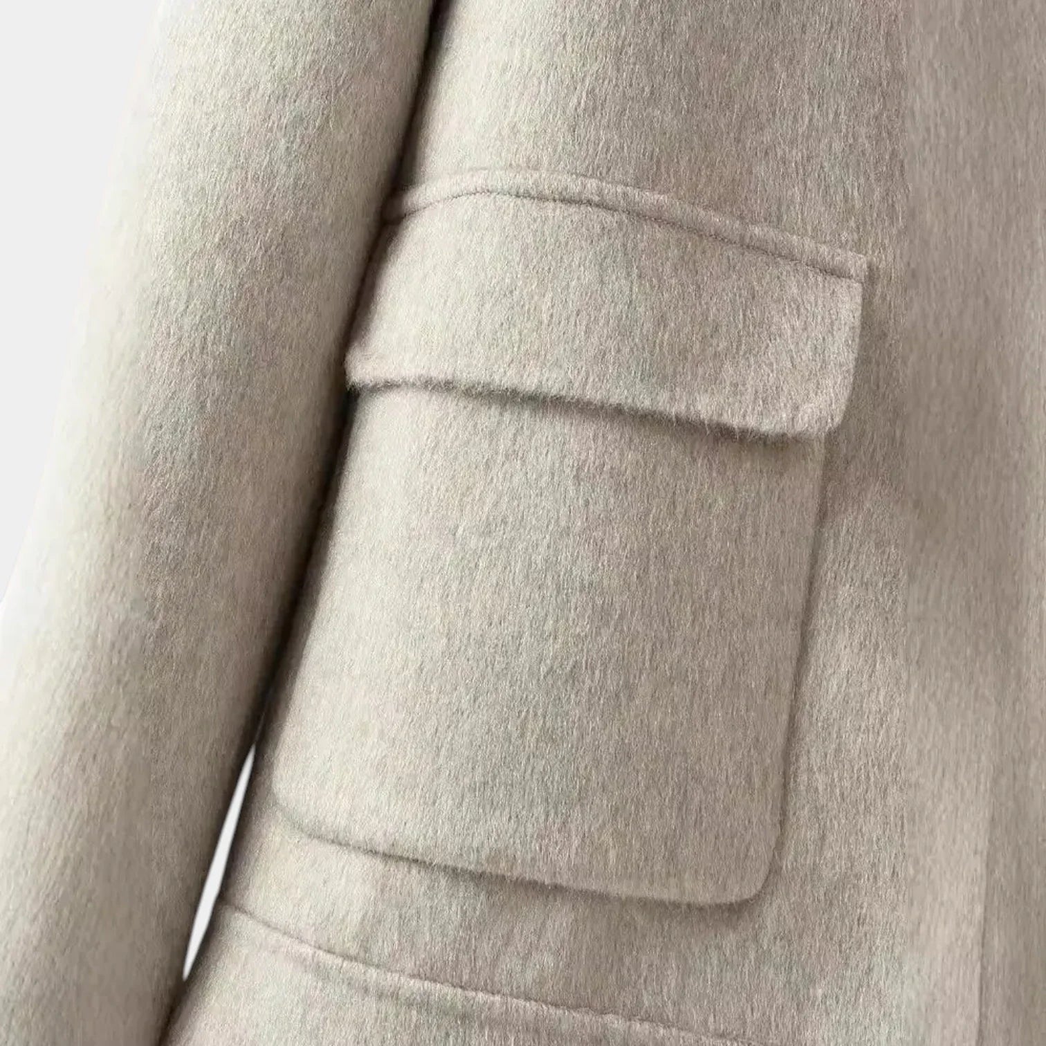 Men’s Wool-Blend Smart Jacket – Minimalist, Warm & Modern Fit