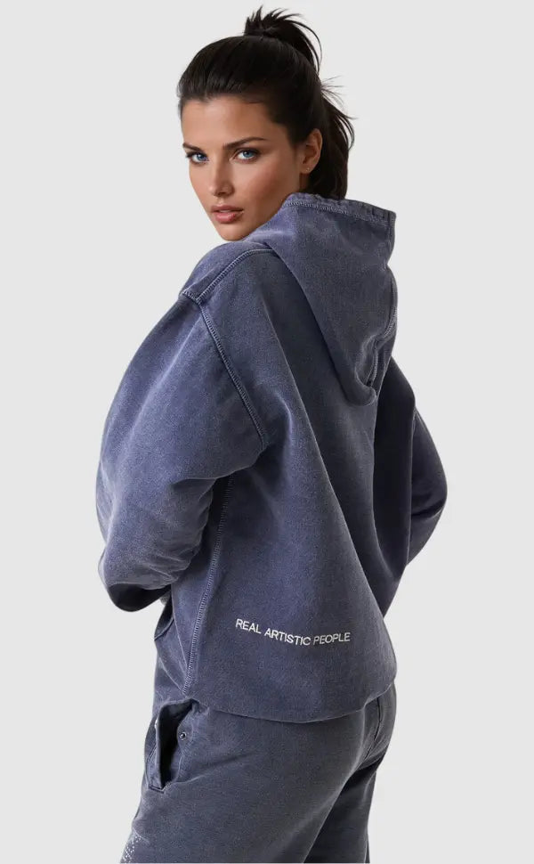 Women’s Oversized Graphic Hoodie – Soft Premium Casual Comfort