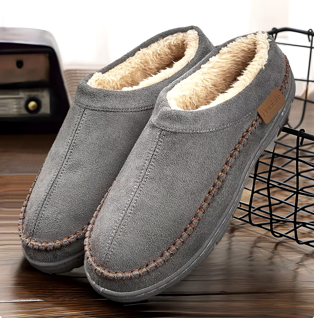 Men’s Winter Warm Slippers – Soft Fur Lining & Anti-Slip Comfort Sole