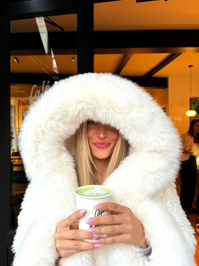 FluffyWarm Oversized Faux Fur Hooded Coat – Women’s Winter Jacket