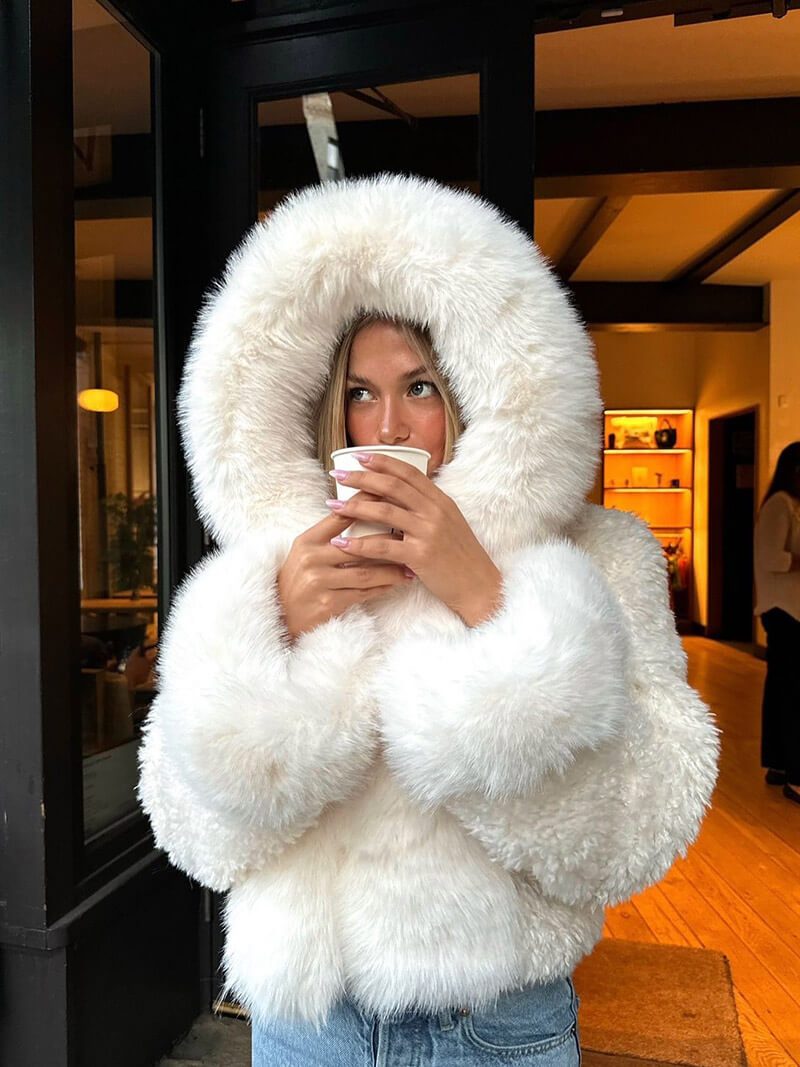 FluffyWarm Oversized Faux Fur Hooded Coat – Women’s Winter Jacket