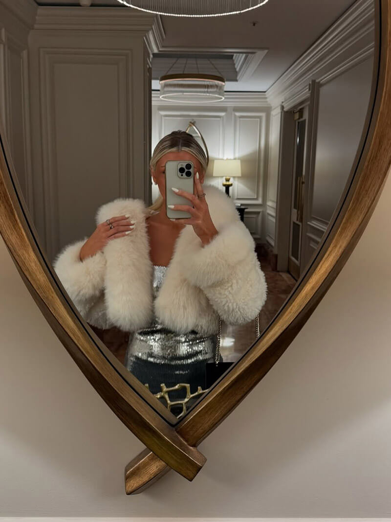 FluffyWarm Oversized Faux Fur Hooded Coat – Women’s Winter Jacket