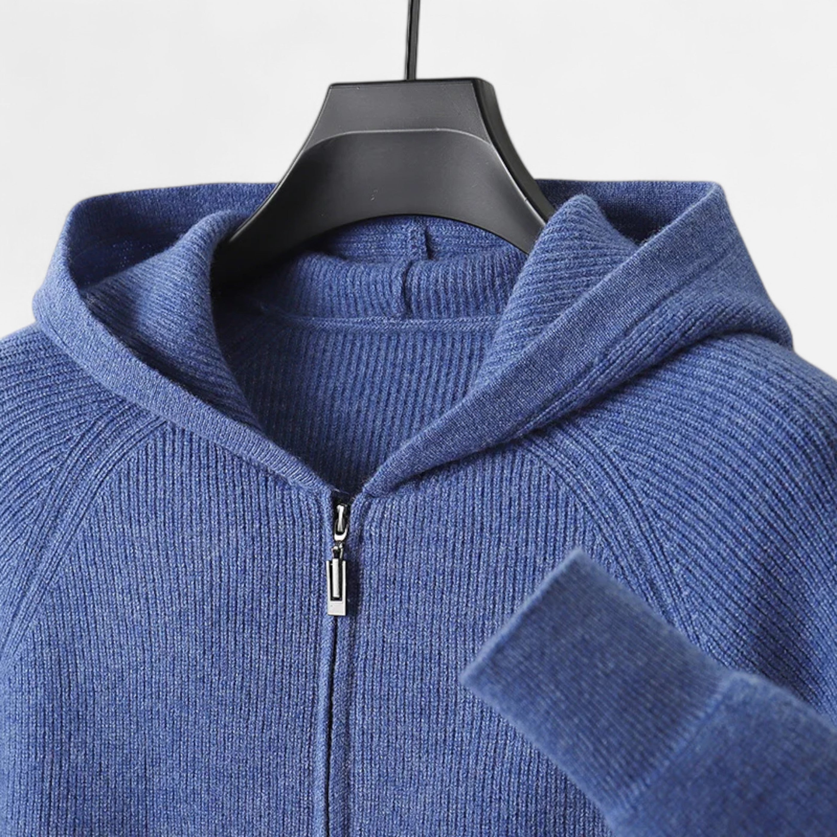 Men’s Premium Knit Zip Hoodie – Soft Comfort & Minimalist Style