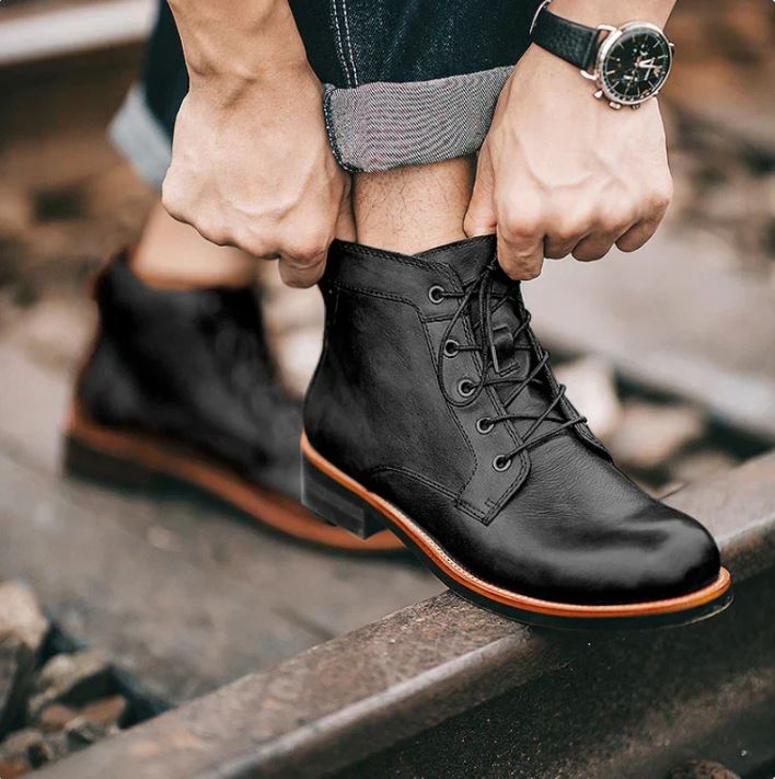 Men’s Black Leather Ankle Boots – Classic Design & All-Day Comfort